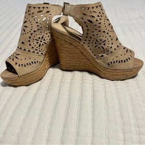 Marc Fisher Beige Wedge Sandals